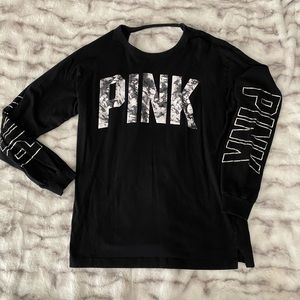 VS PINK long sleeve Tee with Marble accent